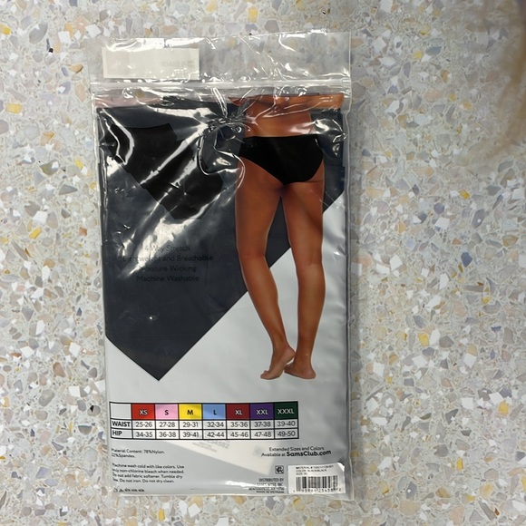 “Members Mark” Size XL 4/PK Hipster - Picture 2 of 4